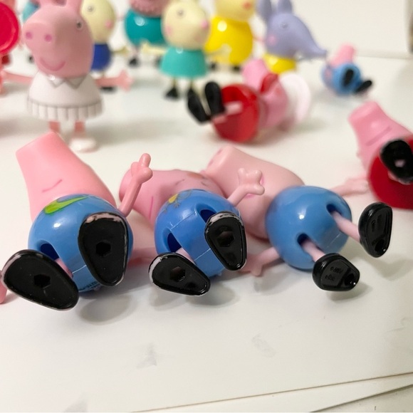 Lot of 20 Peppa Pig Figures Toys - Picture 6 of 16